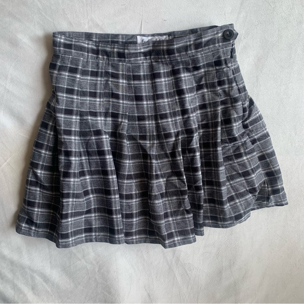 Black White Gray Pleated Plaid Mini Skirt Size S Skater Emo Egirl Goth Y2K